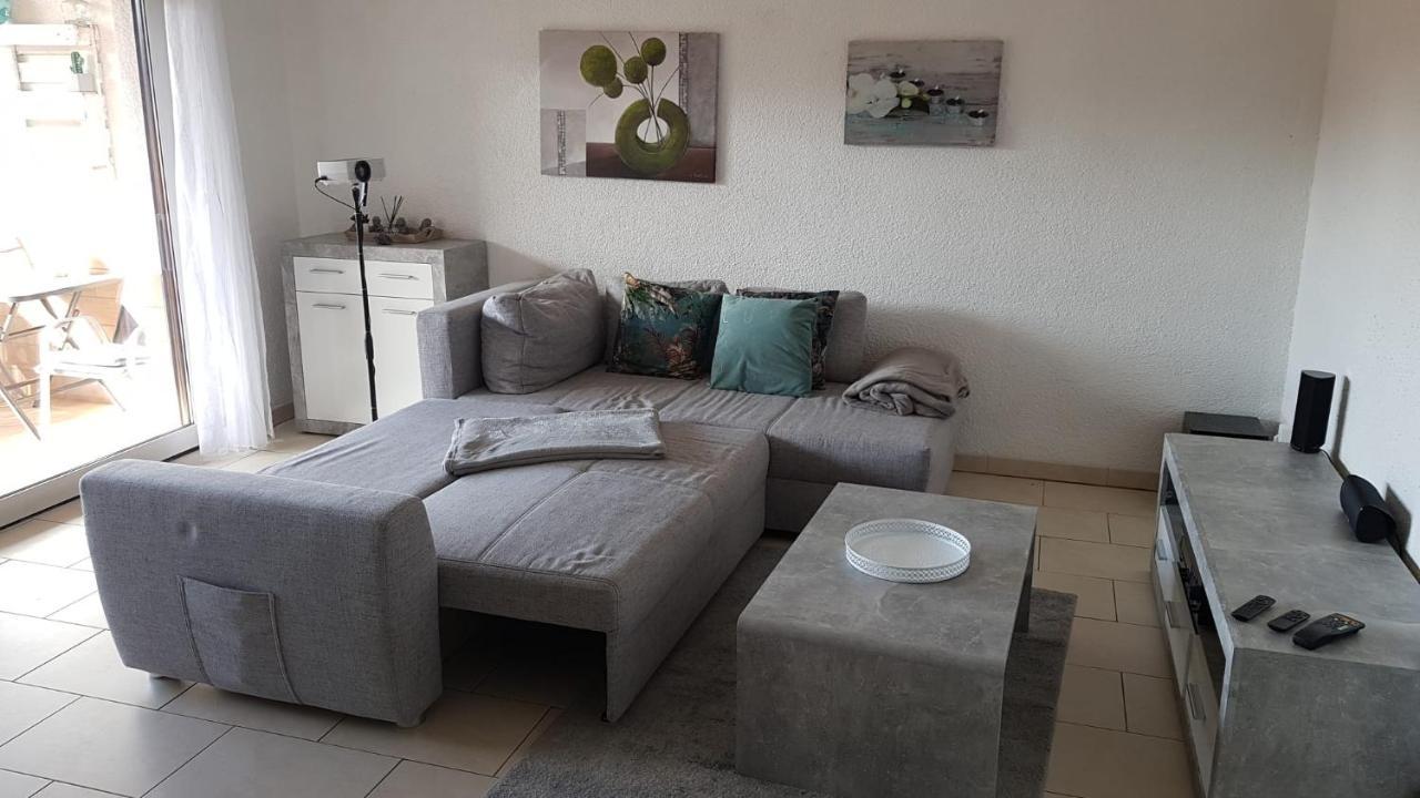Easystay#4 Home Cinema Ferienwohnung In Kliniknaehe Mit Balkon, Boxspringbett & Netflix Bad Oeynhausen Exteriör bild